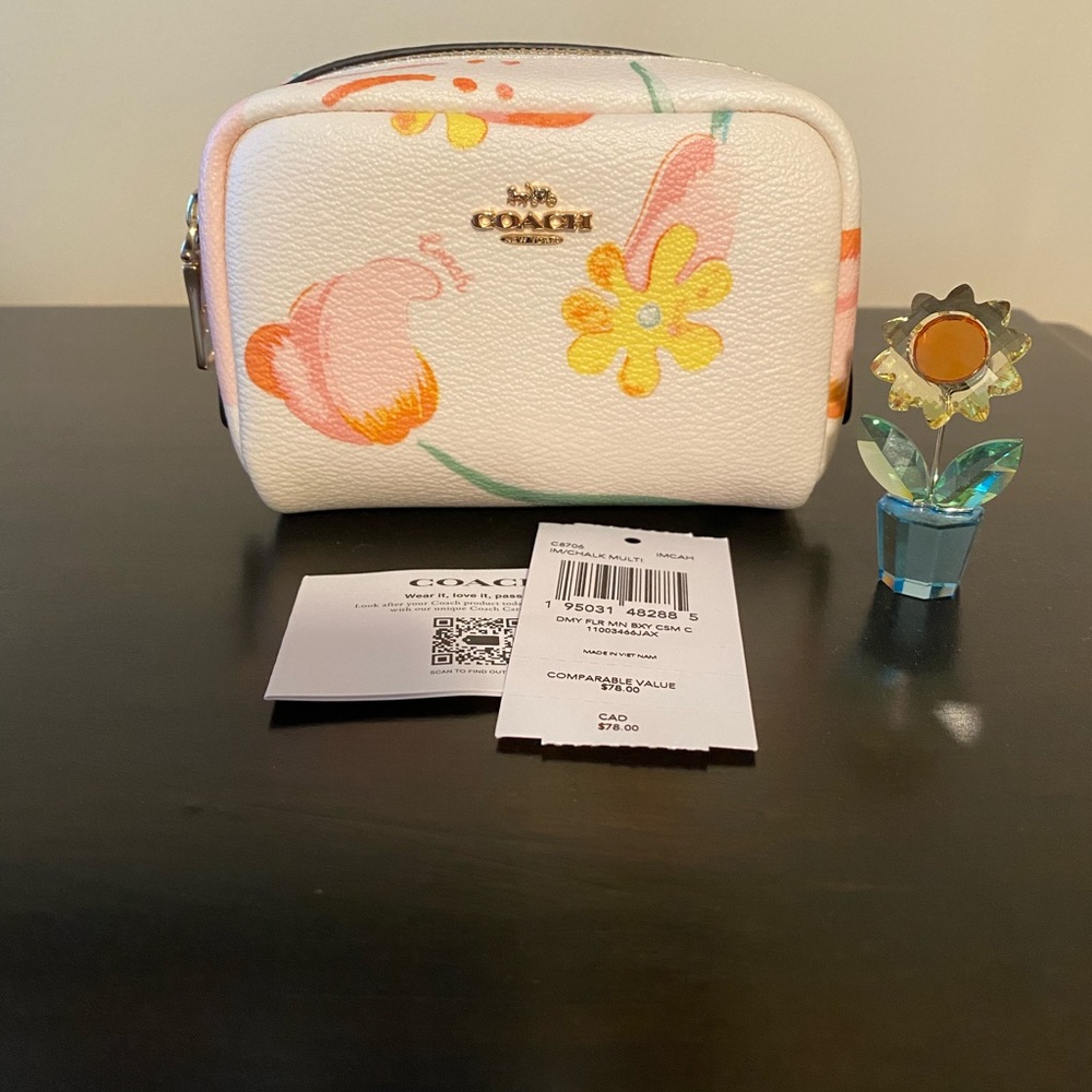 NEW Coach Boxy Cosmetic Case With Dreamy Land Floral Print Small